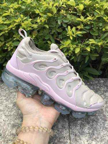 Scarpa da corsa con cuscino d'aria grande Nike Air Vapormax Plus TN 3640