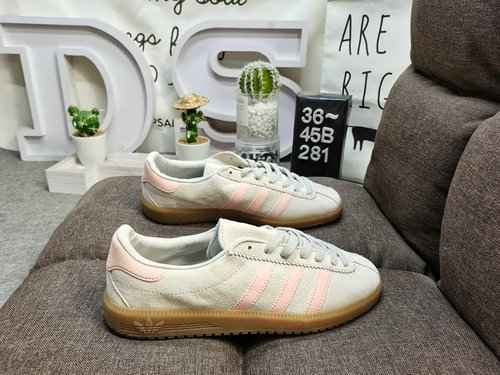 Le scarpe da tavolo sportive retrò Adidas Bermuda END serie 281D a livello aziendale retrò sono avvo