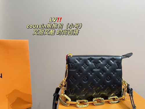 El bolso de cadena está hecho de piel de vaca original importada, con una bolsa de regalo de entrega